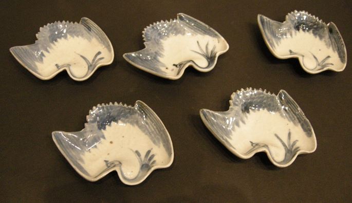 Rare five small cups porcelain cranes form  - Arita kilns | MasterArt